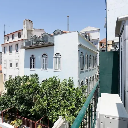 Amazing River View 2 Bdr, 2 Bath Apartman